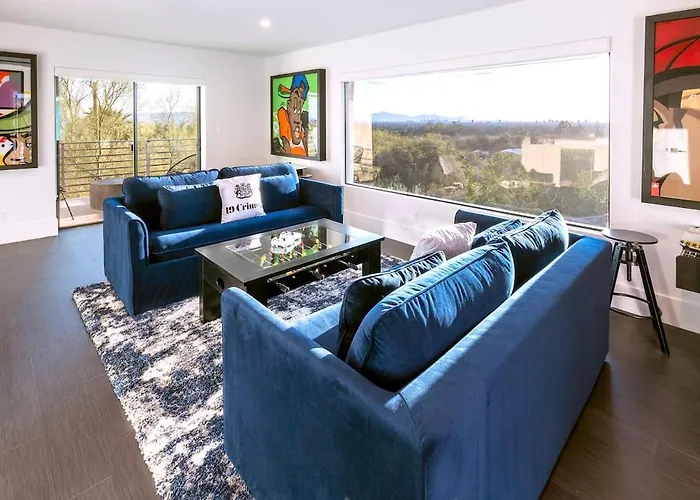 Camelback Mountain Mansion - Micro-resort, Views, Golf, Heated Pool, Game