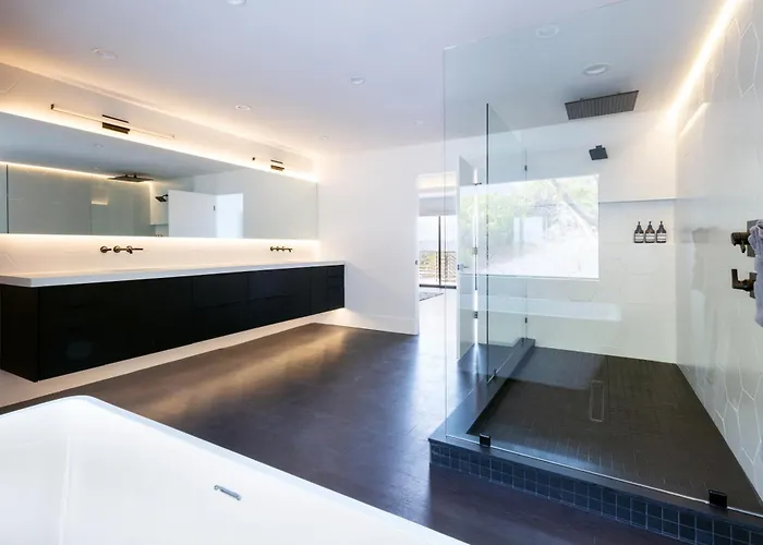 Holiday home Camelback Mountain Mansion - Micro-resort, Views, Golf, Heated Pool, Game *