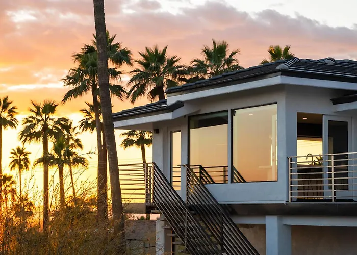 Camelback Mountain Mansion - Micro-resort, Views, Golf, Heated Pool, Game *