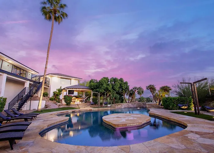 Holiday home Camelback Mountain Mansion - Micro-resort, Views, Golf, Heated Pool, Game
