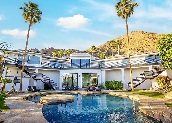 Camelback Mountain Mansion - Micro-resort, Views, Golf, Heated Pool, Game * Phoenix