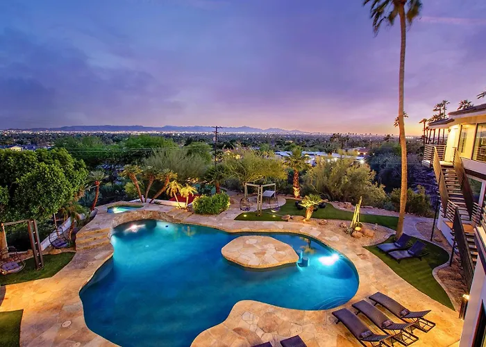 Holiday home Camelback Mountain Mansion - Micro-resort, Views, Golf, Heated Pool, Game
