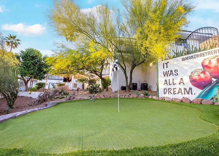 Holiday home Camelback Mountain Mansion - Micro-resort, Views, Golf, Heated Pool, Game *