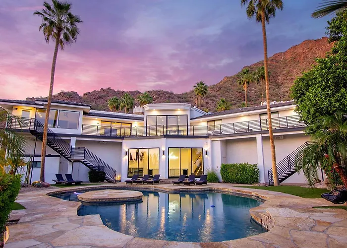 Camelback Mountain Mansion - Micro-resort, Views, Golf, Heated Pool, Game Phoenix
