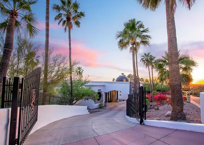 Holiday home Camelback Mountain Mansion - Micro-resort, Views, Golf, Heated Pool, Game Phoenix