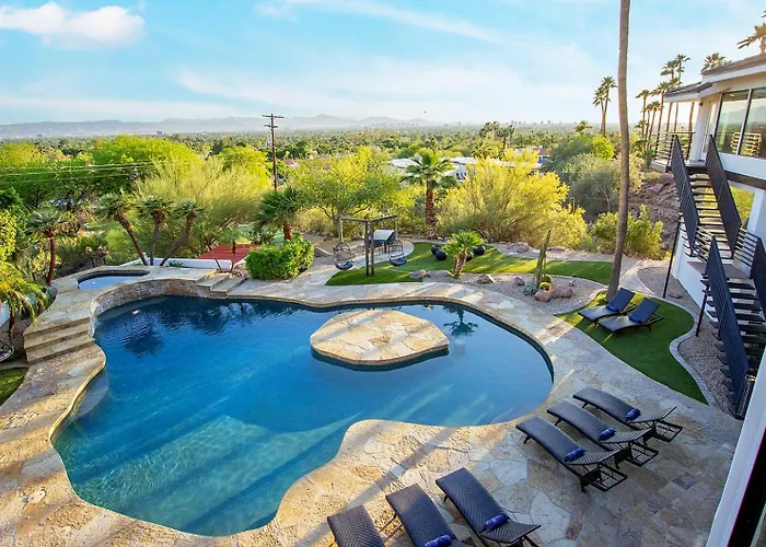 Holiday home Camelback Mountain Mansion - Micro-resort, Views, Golf, Heated Pool, Game