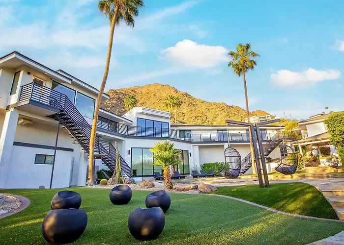 Holiday home Camelback Mountain Mansion - Micro-resort, Views, Golf, Heated Pool, Game Phoenix
